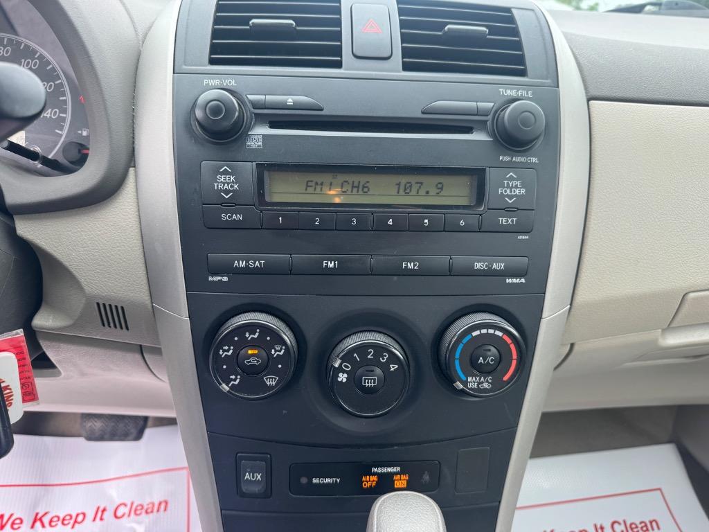 2009 Toyota Corolla LE - Photo 8