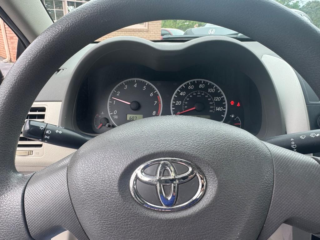 2009 Toyota Corolla LE - Photo 9