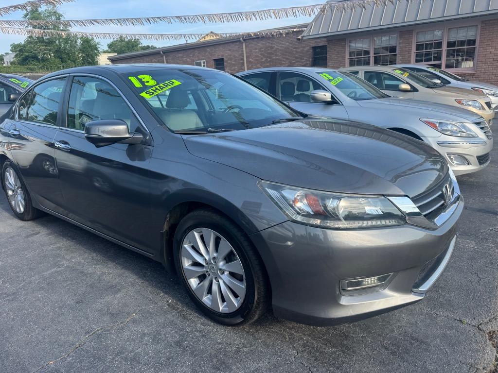 2013 Honda Accord EX-L Auto's photo
